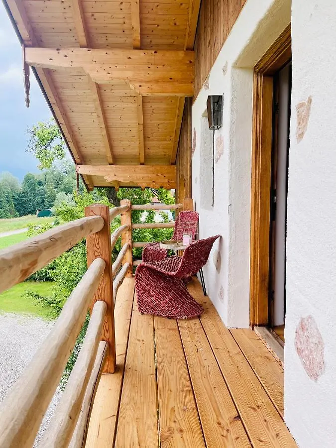 Farmhouse 1604 Übersee 0*,