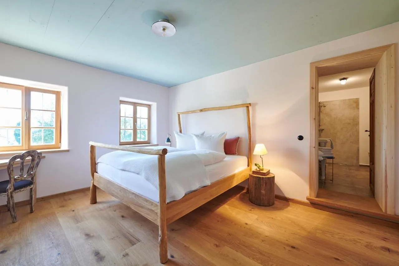 Apartment Farmhouse 1604 Übersee